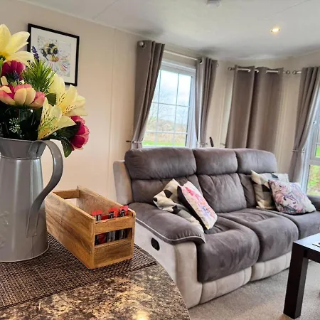 Ferienhaus Owl Peaceful Countryside 8 Miles From York Skipwith