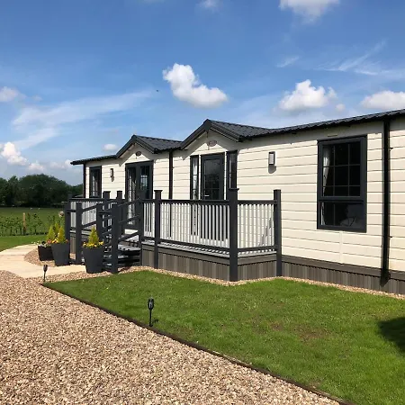 Ferienhaus Owl Peaceful Countryside 8 Miles From York